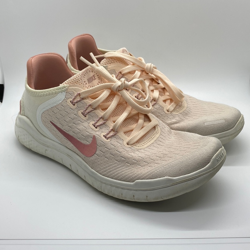 Nike Free RN 2018 Womens Running Shoe Size 8
Guava Ice